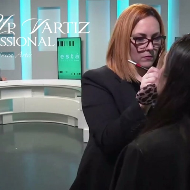 Directo Demostración maquillaje Verónica Artés Navidad en Navarra Televisión&nbsp;19/12/2022